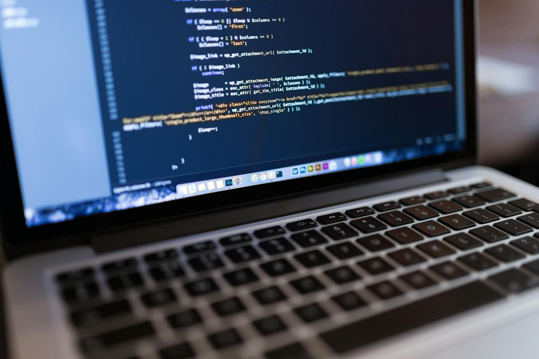 İstanbul Özel Yazılım Web Sitesi